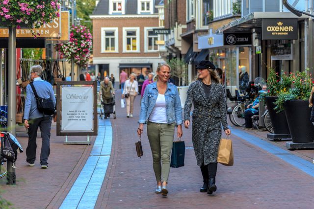 Waarom het Nederlandsche Inkoopkantoor in Apeldoorn?